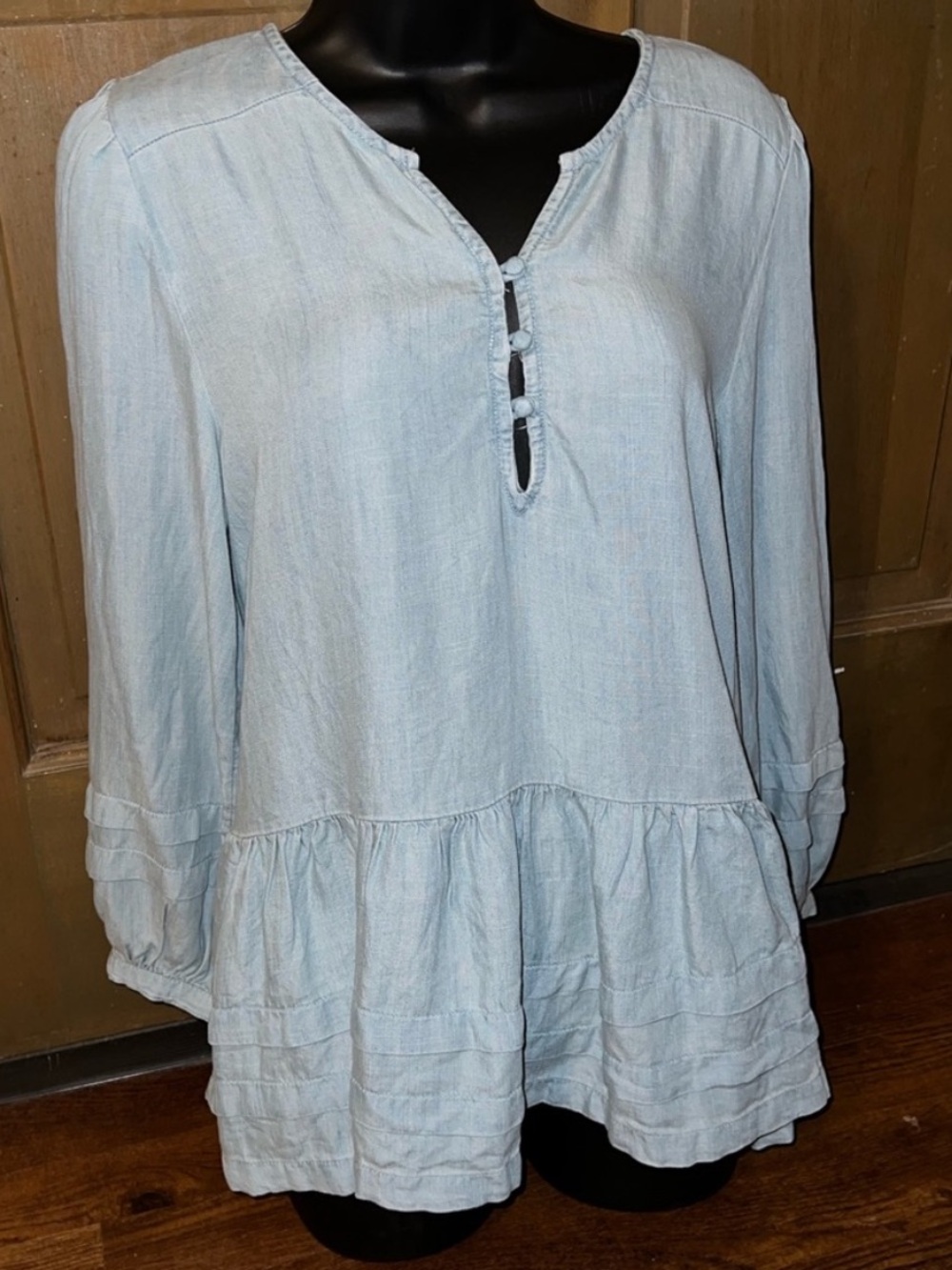 American Eagle Light Blue Chambray Peplum Tiered Babydoll Peasant Blouse Size M - Picture 4 of 8